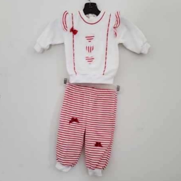 BABYCREST Valentine's inspired matching set - Picture 1 of 14